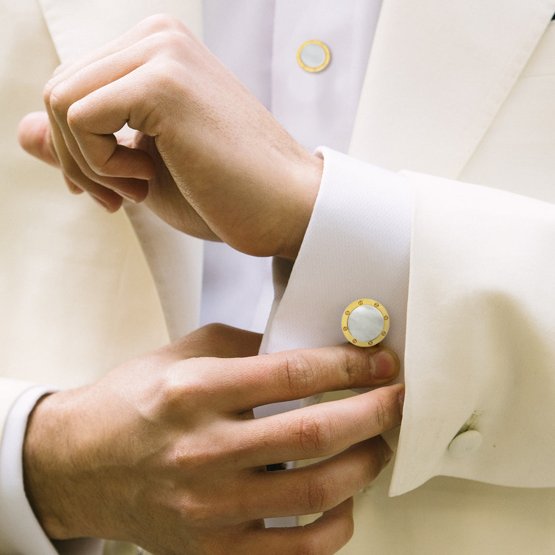 White Pearl 18Karat Gold Cufflinks & Studs