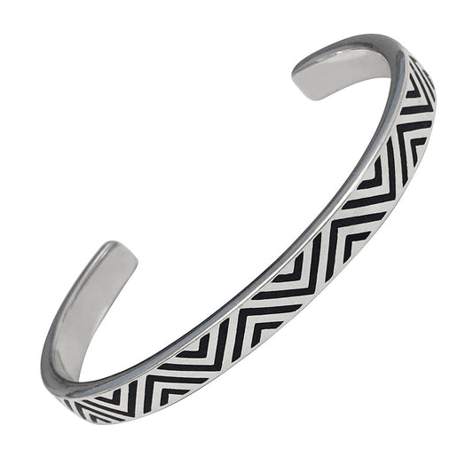 Chevron Pattern Crushed Inlay Sterling Silver Cuff Bracelet in Onyx I Jan Leslie Cufflinks and Accessories. 